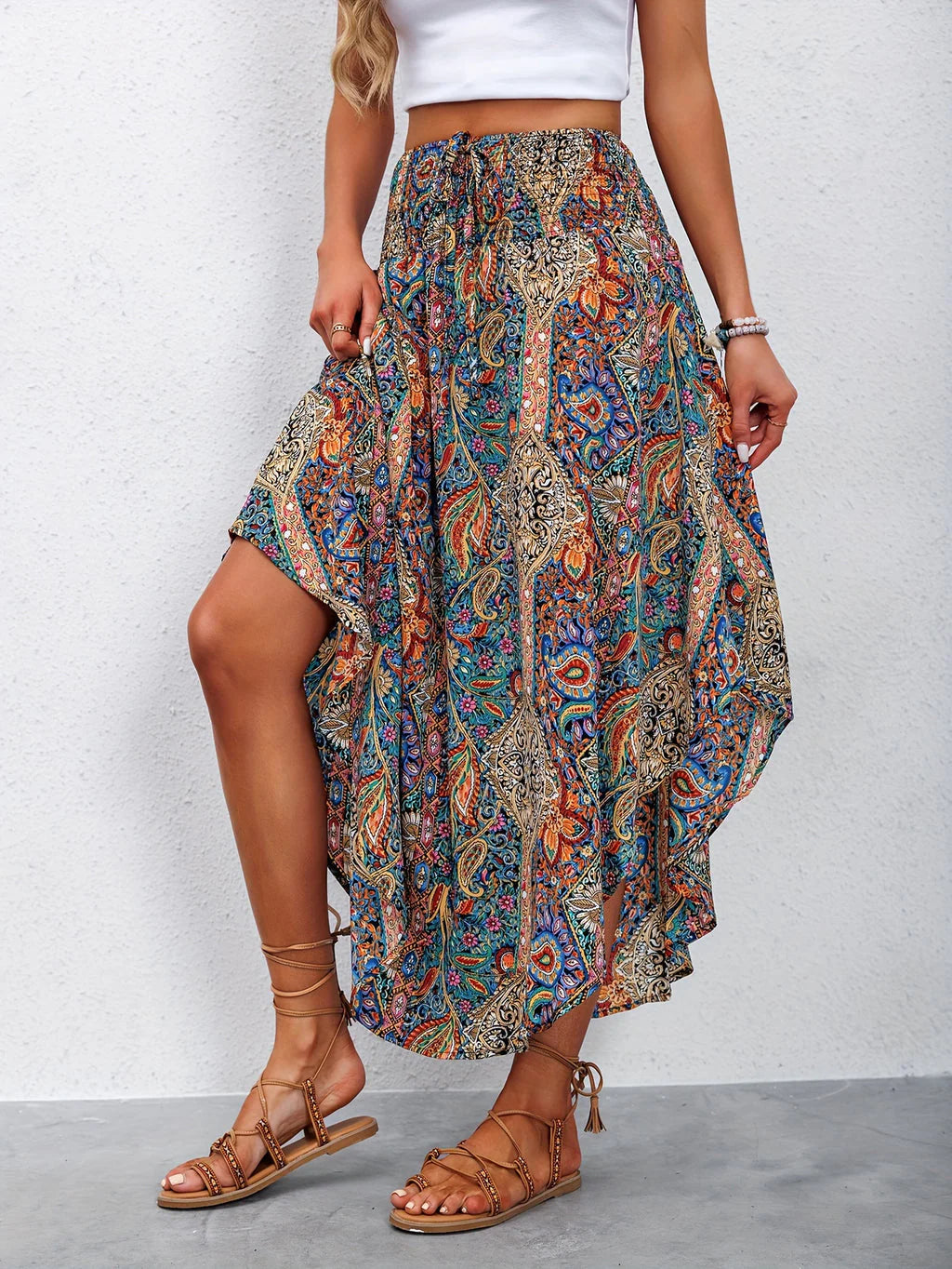 Vrouwen | Rok met zomerse uitstraling en subtiele boho accenten