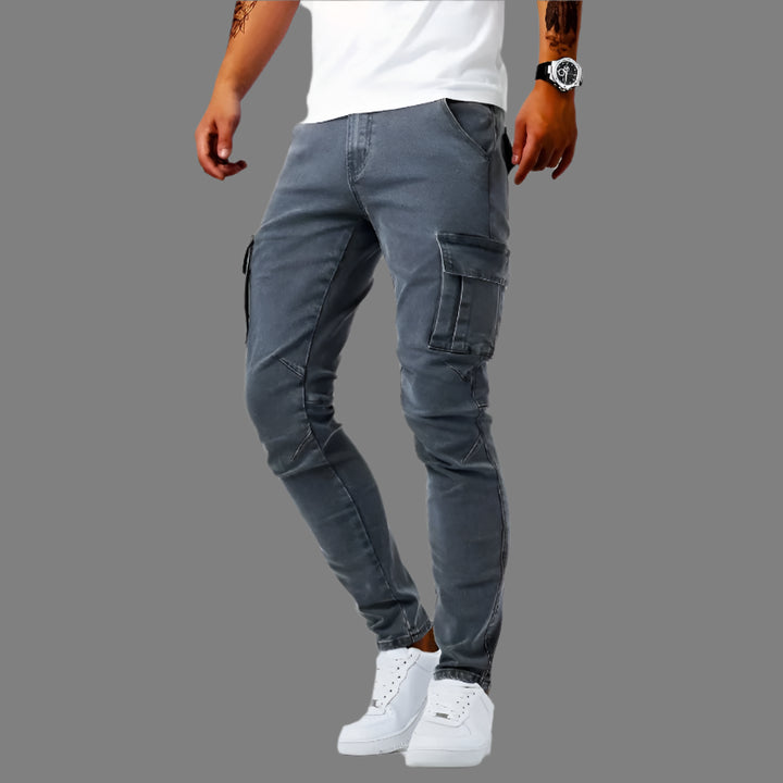 Mannen | Strakke cargojeans met nette afwerking en zijzakken