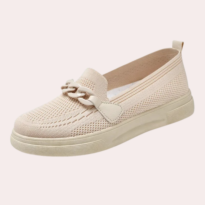 Agnetha - Elegante Slip-On Schoenen voor modieuze vrouw