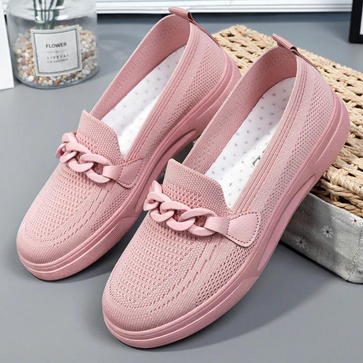 Agnetha - Elegante Slip-On Schoenen voor modieuze vrouw